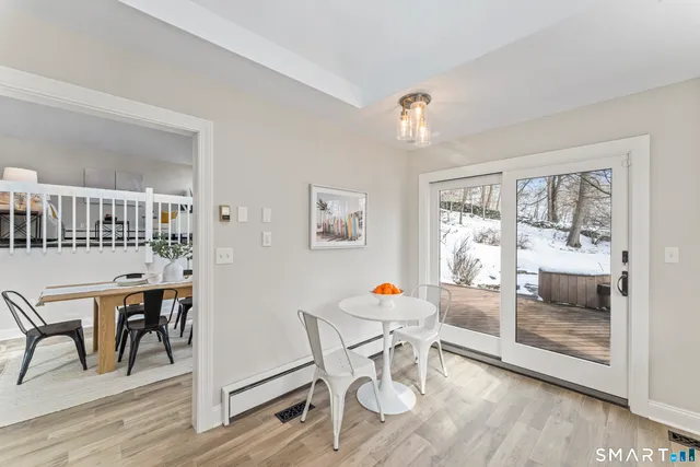 $699,000 | 92 Head Of Meadow Road, Newtown, CT 06470