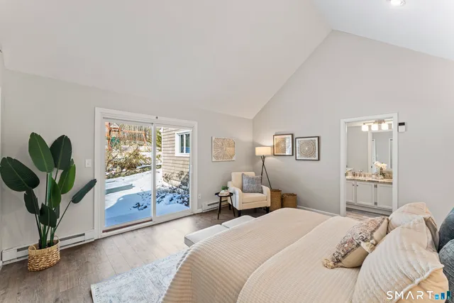 $699,000 | 92 Head Of Meadow Road, Newtown, CT 06470