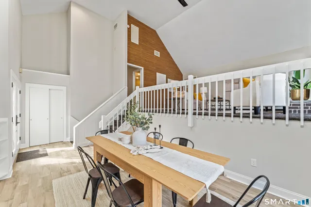 $699,000 | 92 Head Of Meadow Road, Newtown, CT 06470