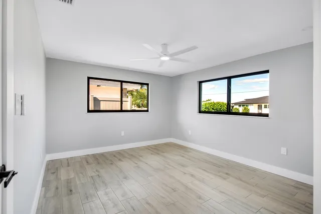 $1,090,000 | 144 San Salvador Street, Naples, FL 34113