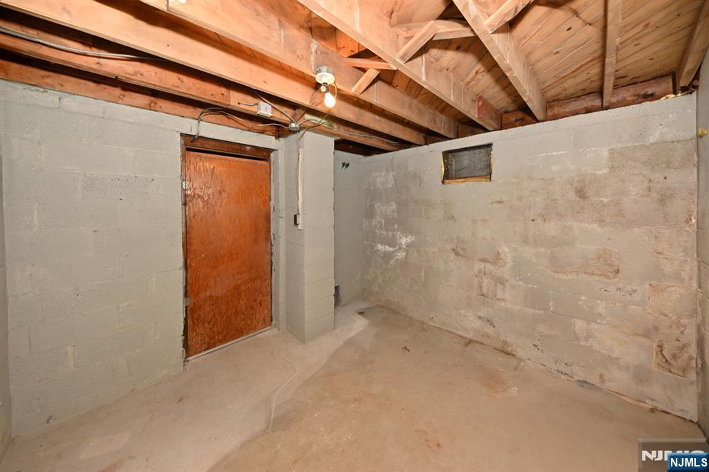 115 Center Street Pompton Lakes, NJ 07442 - Photo 20 of 22