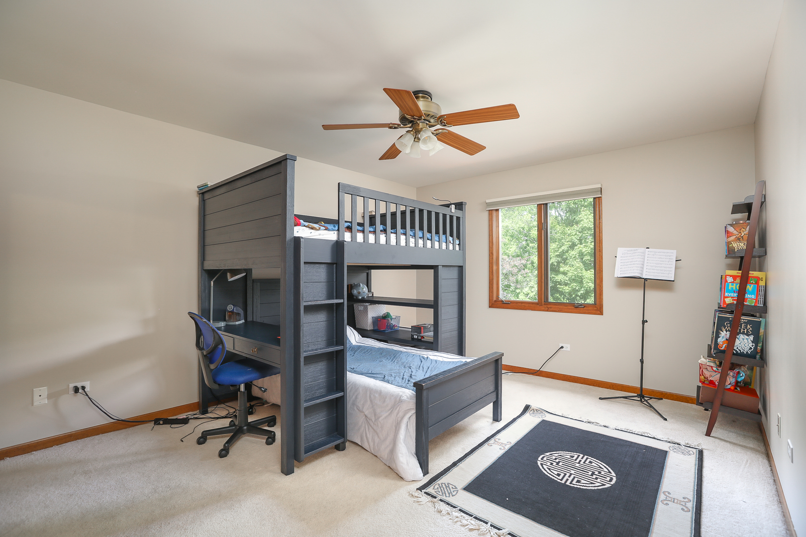 23W250 Hampton Circle Naperville, IL 60540 - Photo 34 of 42 a living room with furniture and a wooden floor
