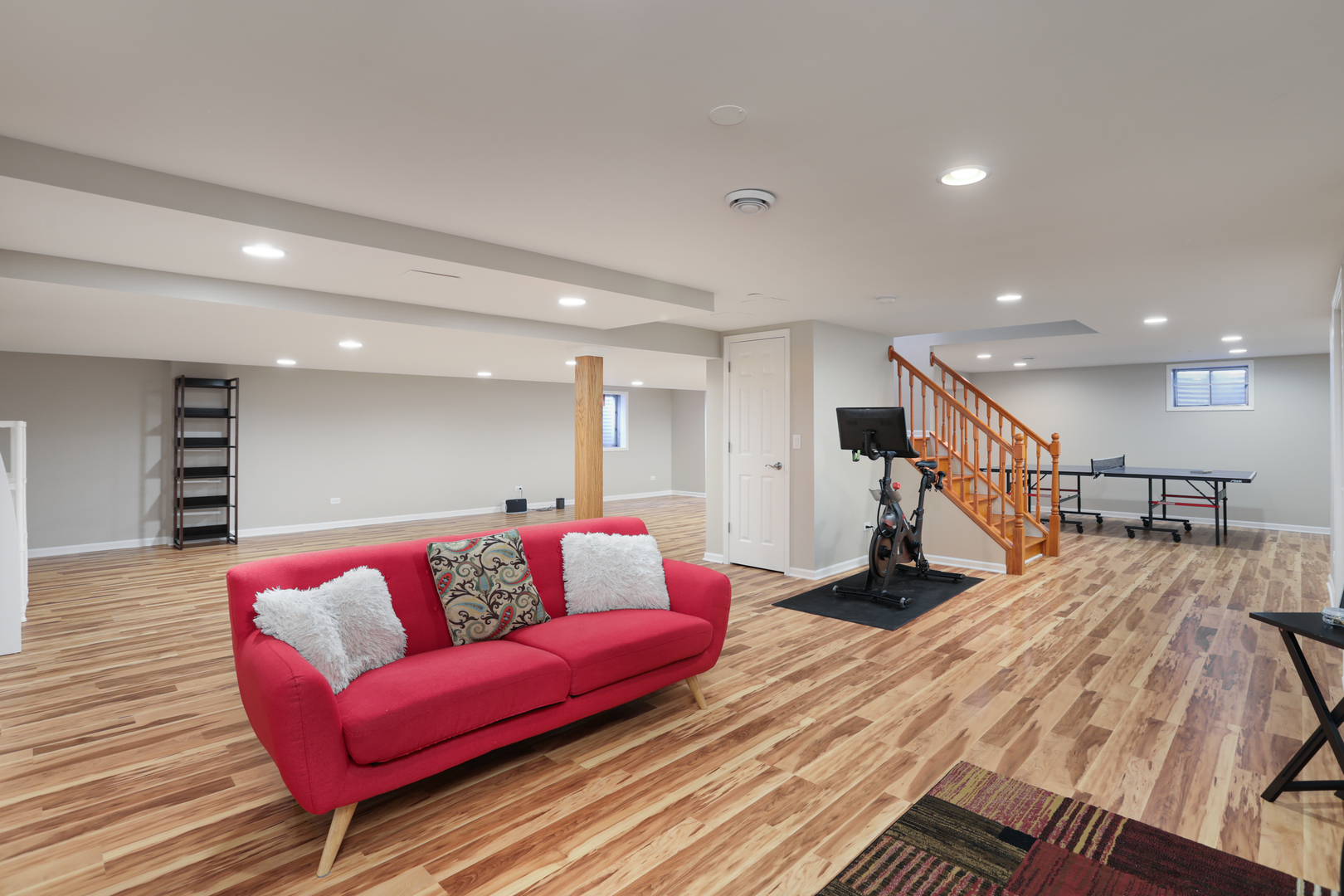 23W250 Hampton Circle Naperville, IL 60540 - Photo 37 of 42 a living room with furniture