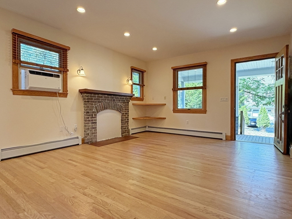 63 Pierrepont Road Newton, MA 02462 - Photo 3 of 17