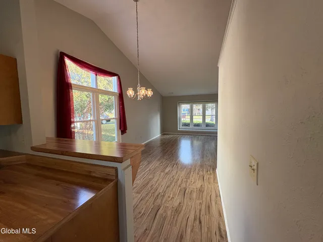 $289,999 | 84 Stoney Creek Drive, Clifton Park, NY 12065