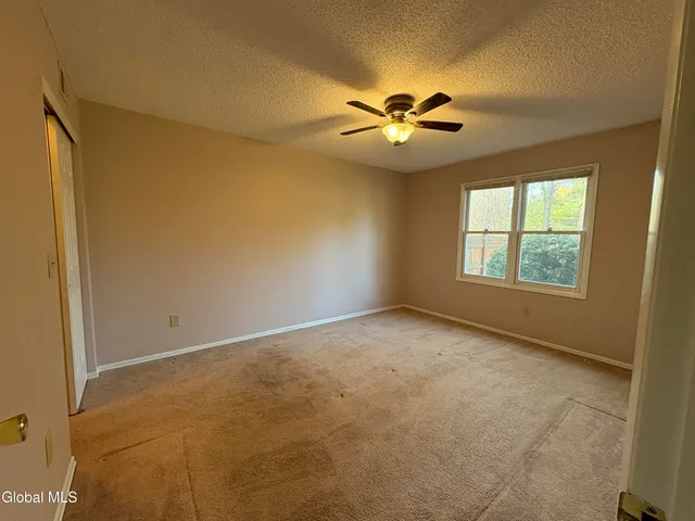 $289,999 | 84 Stoney Creek Drive, Clifton Park, NY 12065