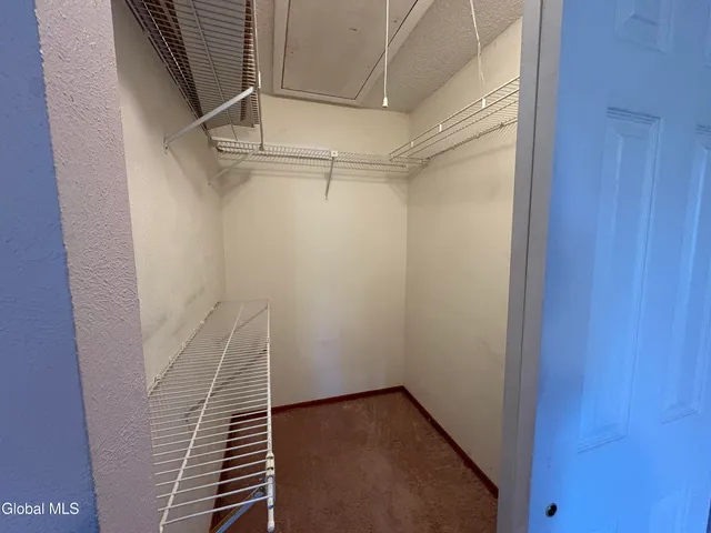 $289,999 | 84 Stoney Creek Drive, Clifton Park, NY 12065