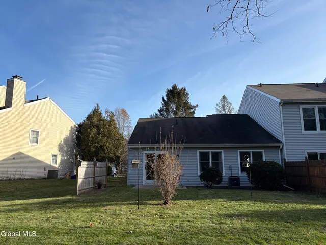 $289,999 | 84 Stoney Creek Drive, Clifton Park, NY 12065