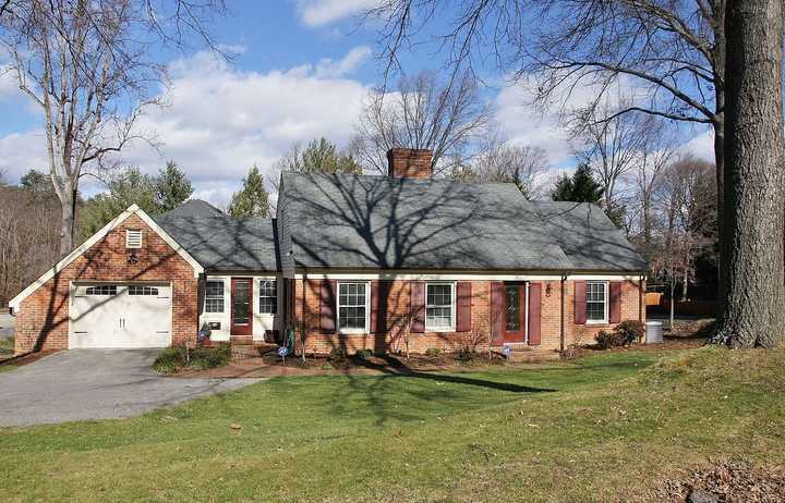 1743 Blair Road Southwest Roanoke, VA 24015 - Photo 1 of 33 Front
