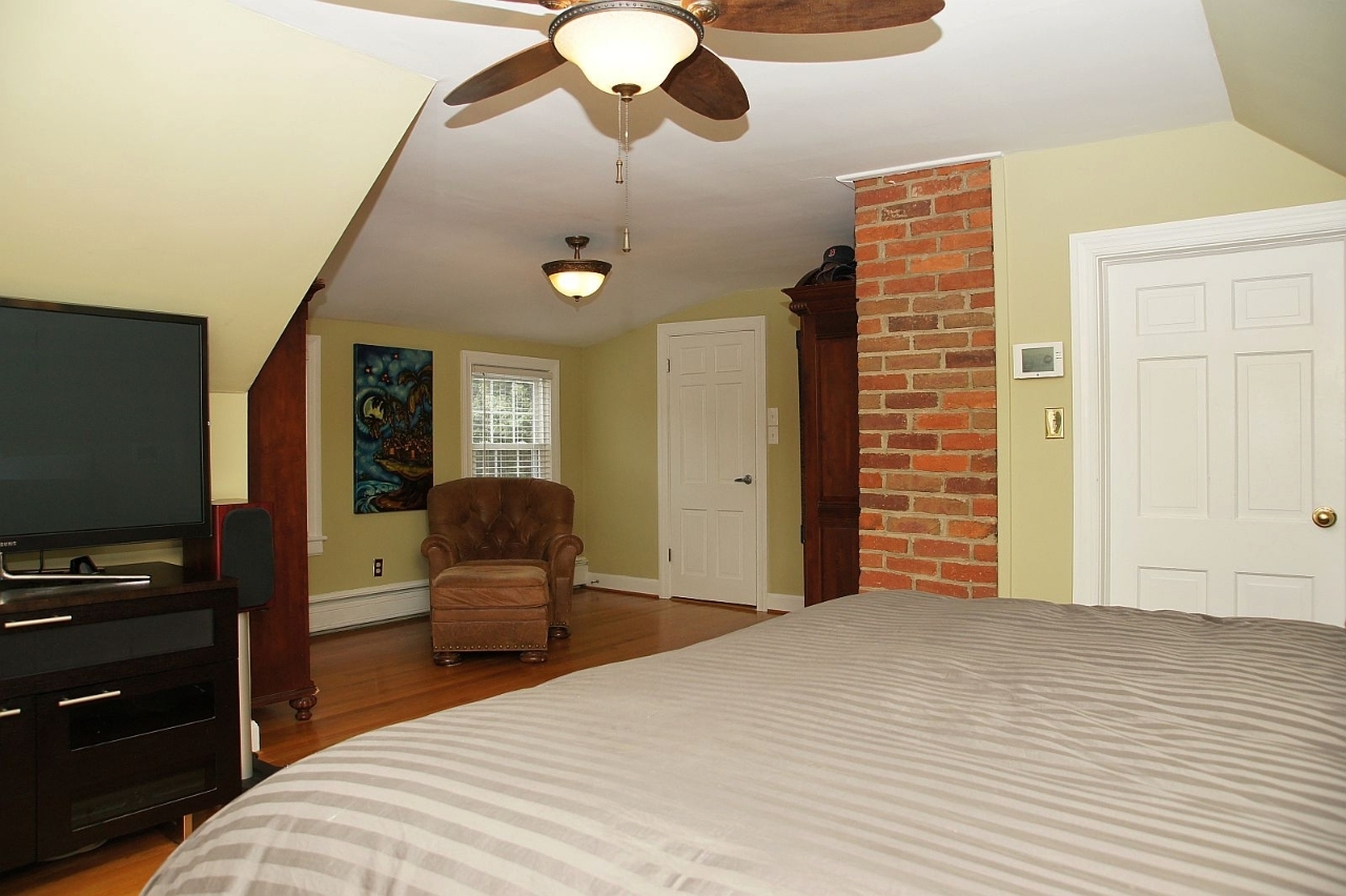 1743 Blair Road Southwest Roanoke, VA 24015 - Photo 23 of 33 Bedroom 2