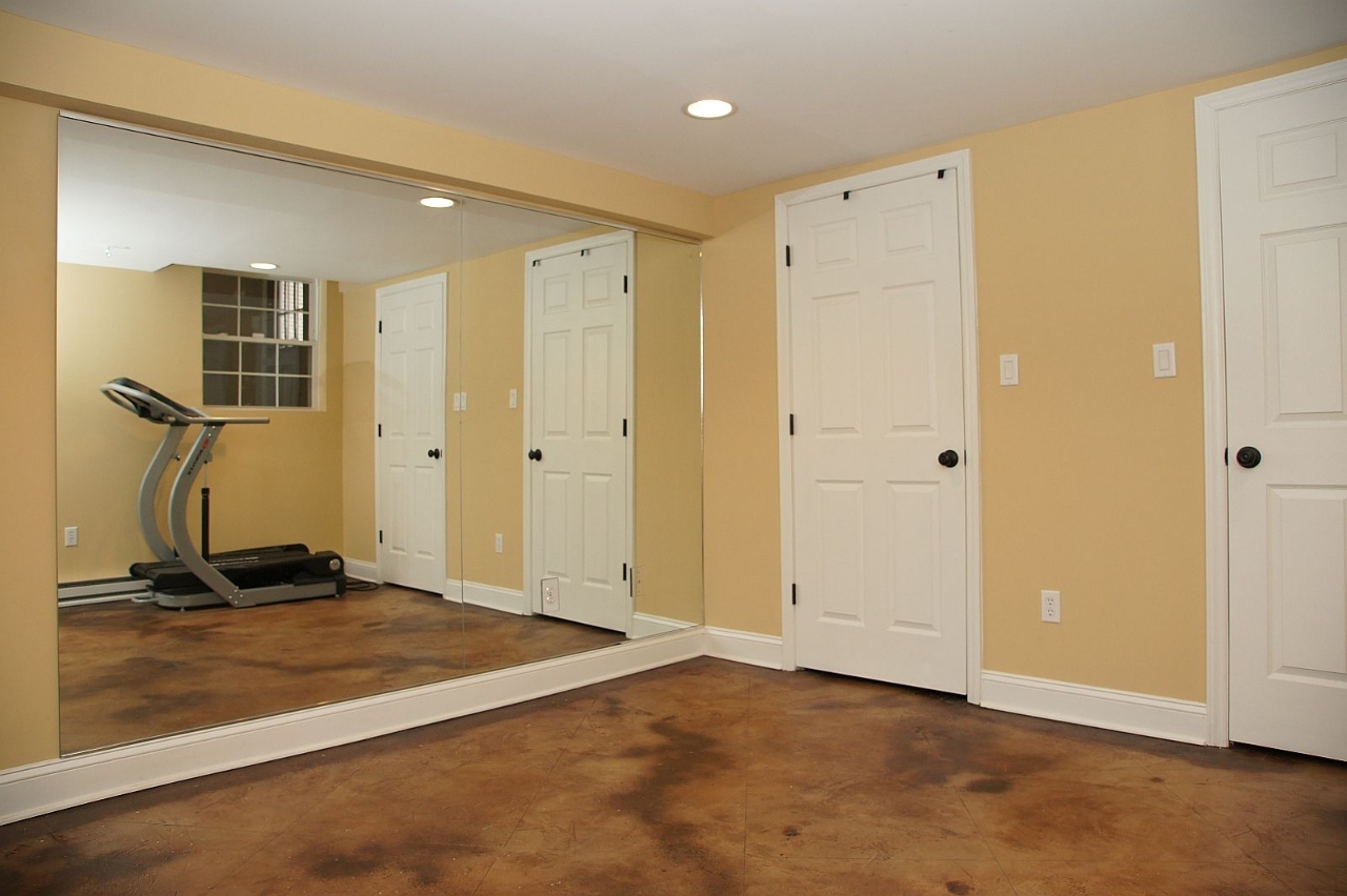 1743 Blair Road Southwest Roanoke, VA 24015 - Photo 27 of 33 Bedroom 4/ workout room