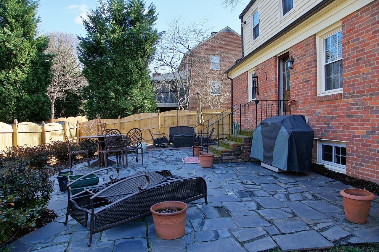 1743 Blair Road Southwest Roanoke, VA 24015 - Photo 29 of 33 Patio