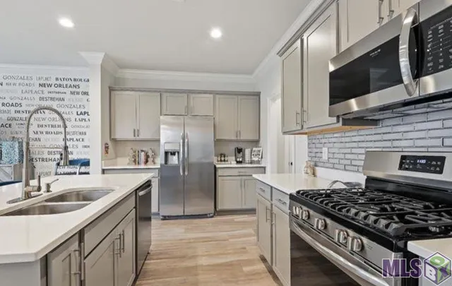 $3,500 | 7933 Pisa Drive, Baton Rouge, LA 70820