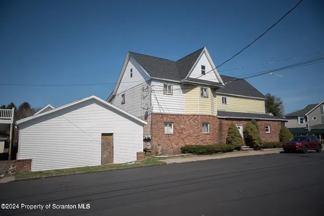 $1,050 | 500 4th Avenue, Unit 4, Jessup, PA 18434