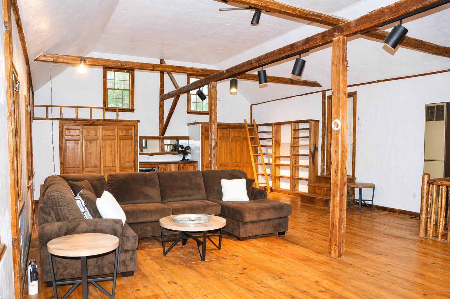 117 Blackstrap Road Falmouth, ME 04105 - Photo 28 of 36 Barn Bonus Room