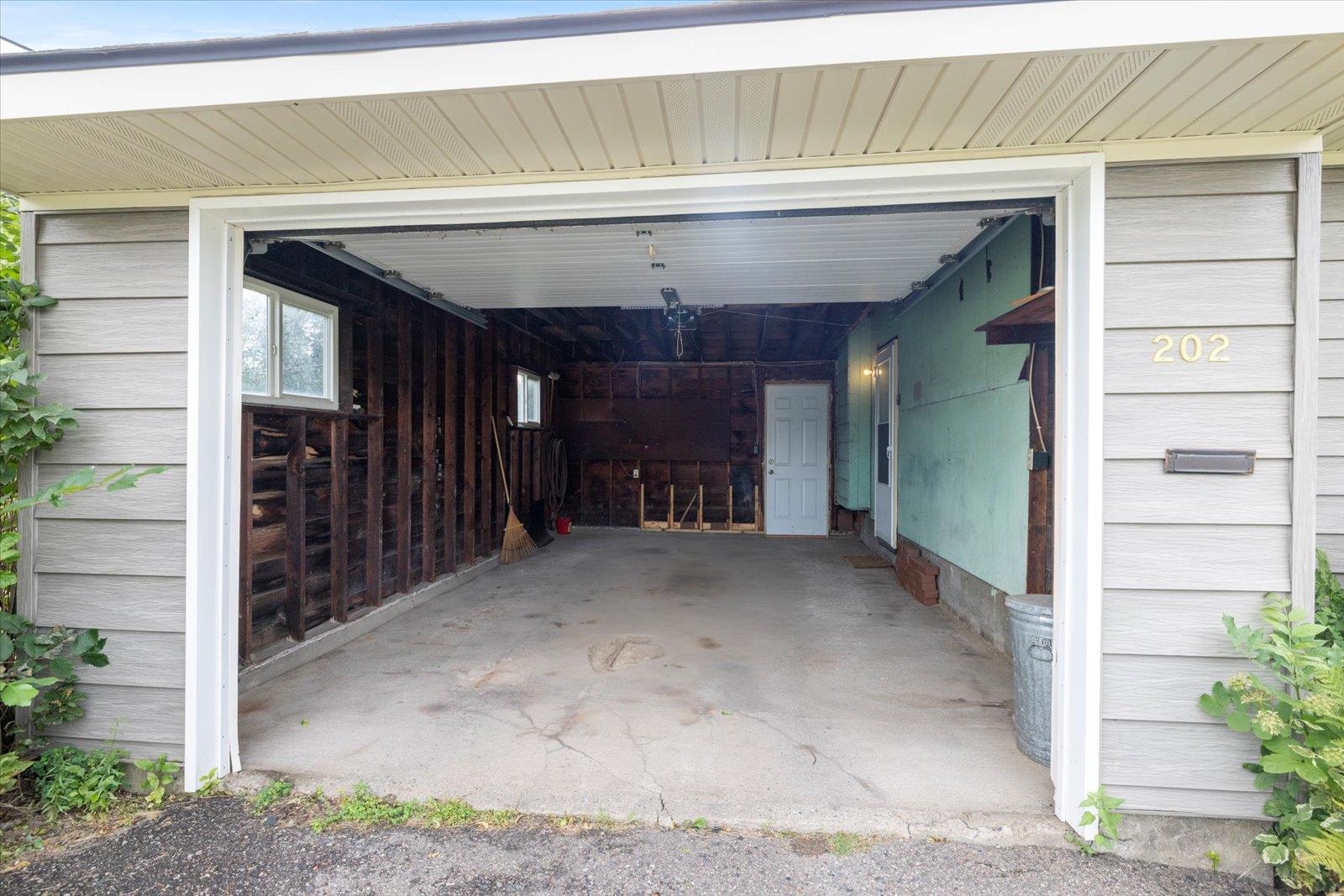 202 Suffolk Drive Hoyt Lakes, MN 55750 - Photo 31 of 33 View of garage