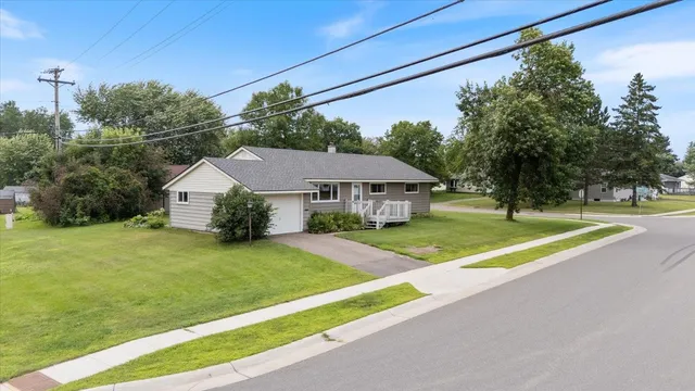 $120,000 | 202 Suffolk Drive, Hoyt Lakes, MN 55750