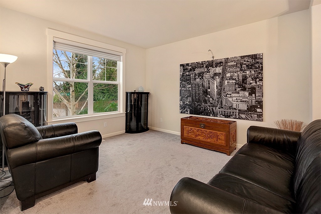 418 Orcas Place Northeast Renton, WA 98059 - Photo 2 of 21