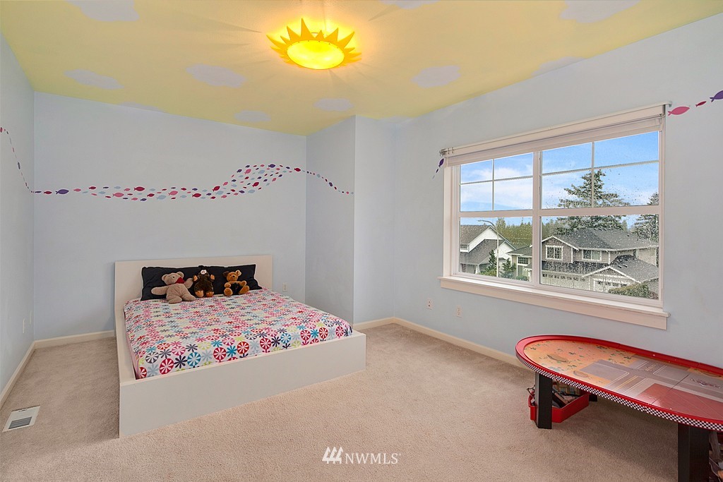 418 Orcas Place Northeast Renton, WA 98059 - Photo 15 of 21