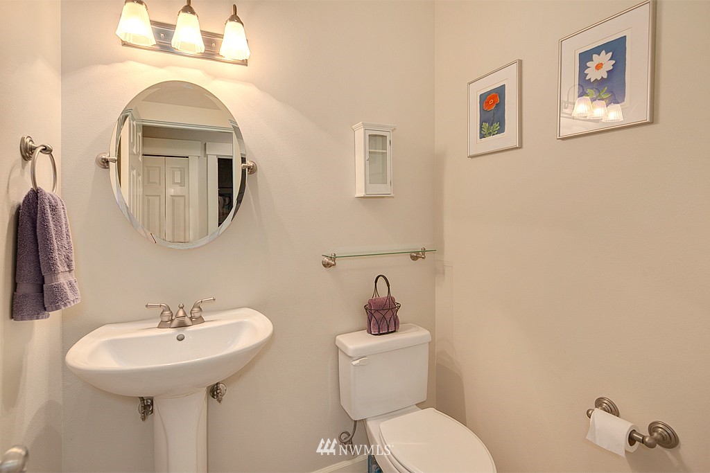 418 Orcas Place Northeast Renton, WA 98059 - Photo 19 of 21