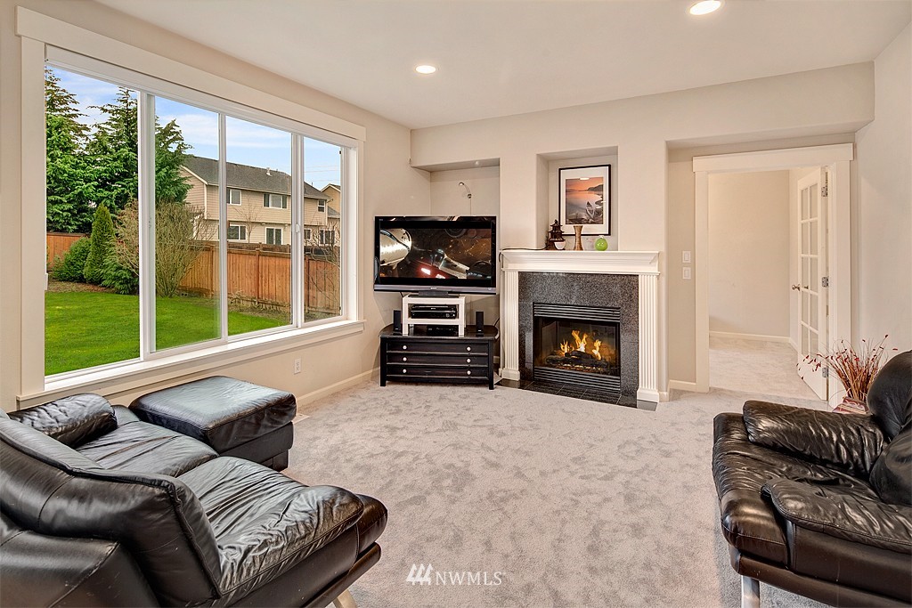 418 Orcas Place Northeast Renton, WA 98059 - Photo 9 of 21