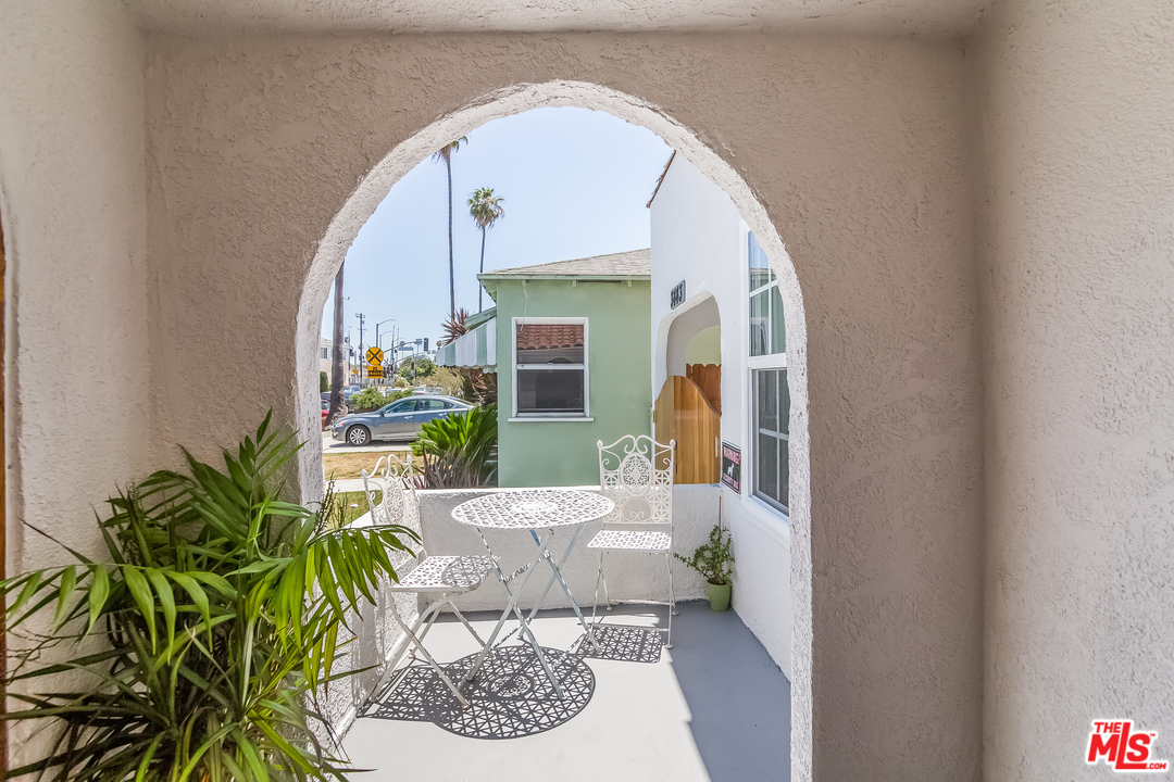 3445 Buckingham Road Los Angeles, CA 90016 - Photo 40 of 46 Gallery Image 40