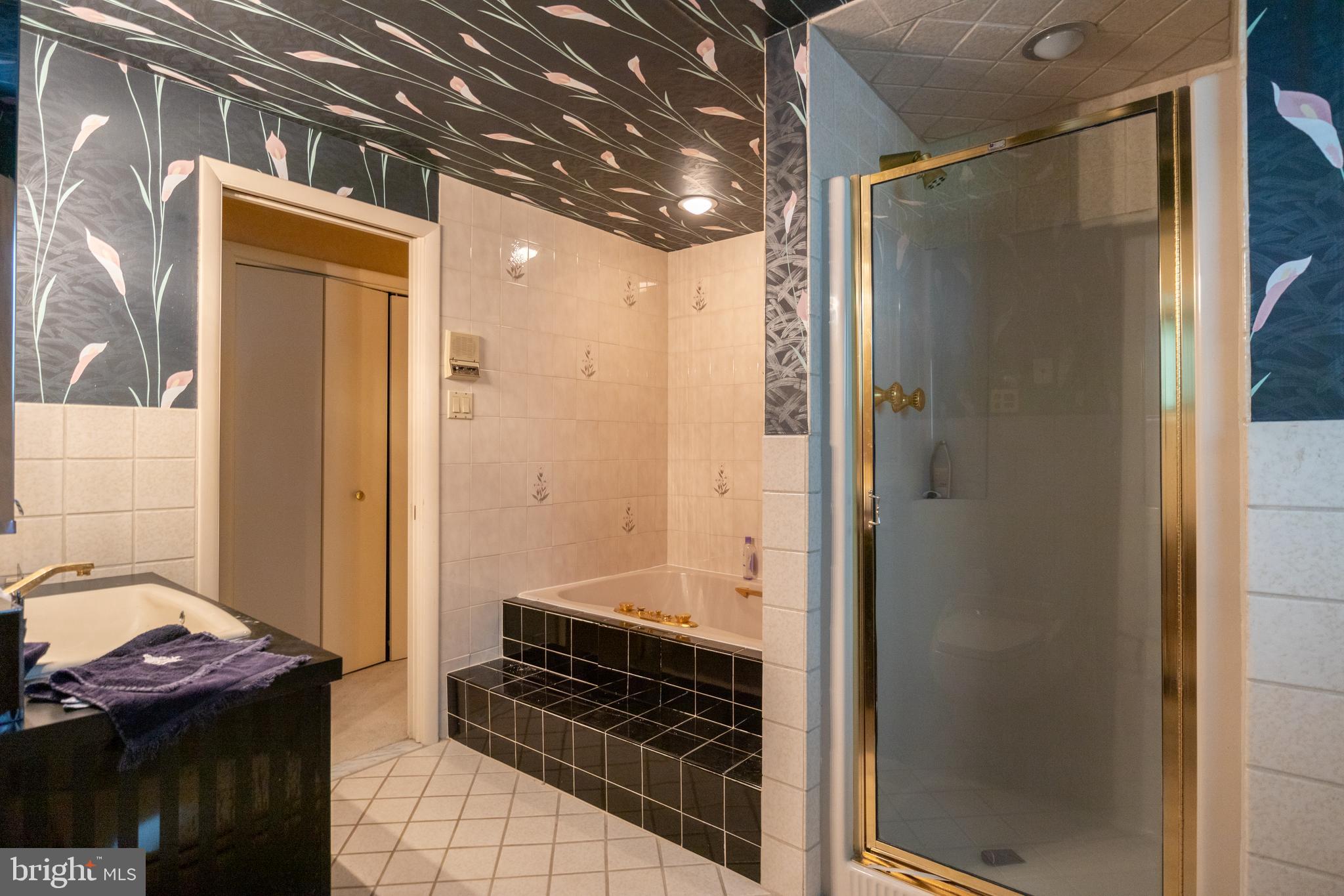 1094 Welsh Road Philadelphia, PA 19115 - Photo 14 of 17