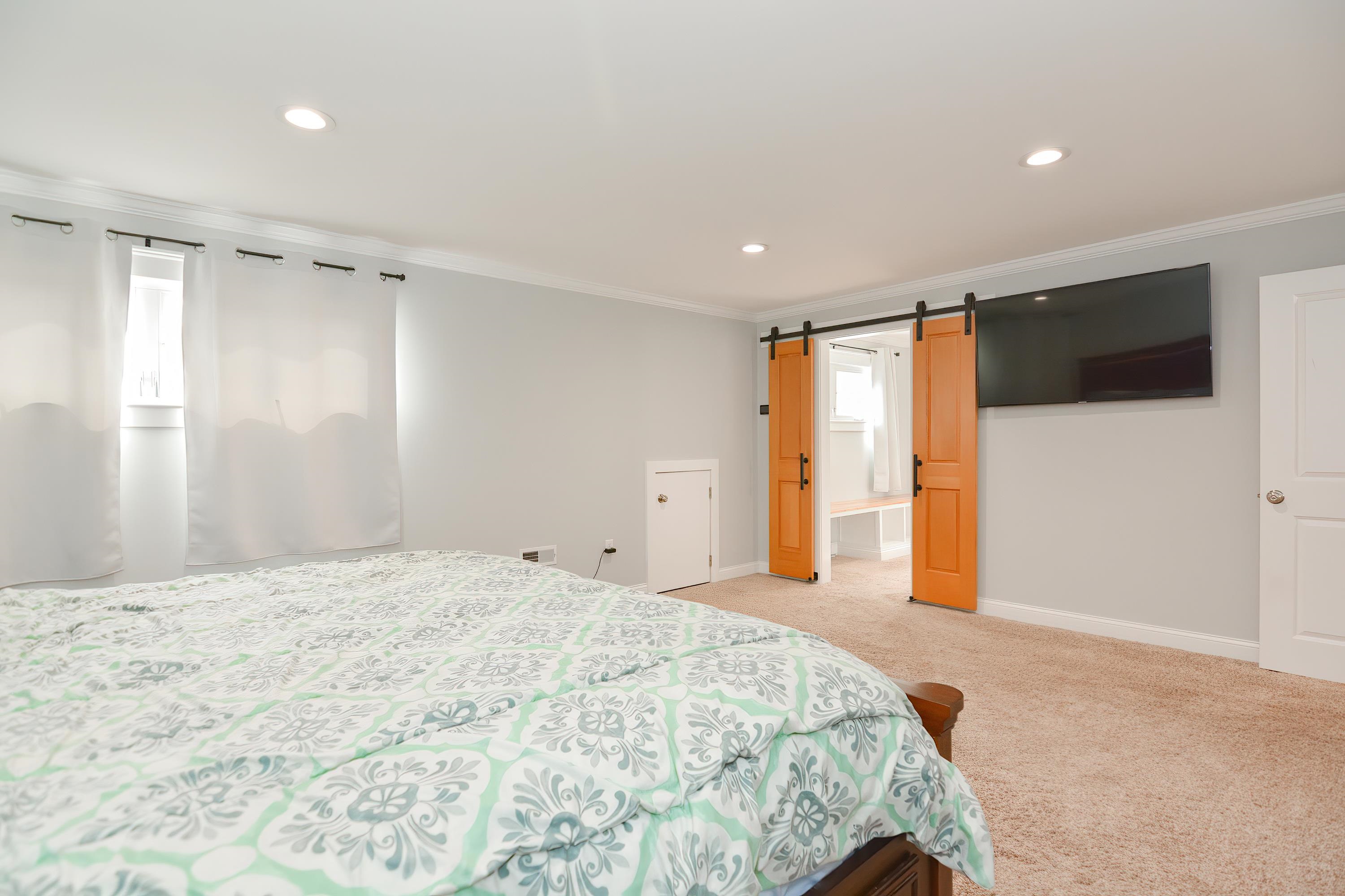 21 Fifield Street Nashua, NH 03060 - Photo 4 of 34 Gallery Image 4