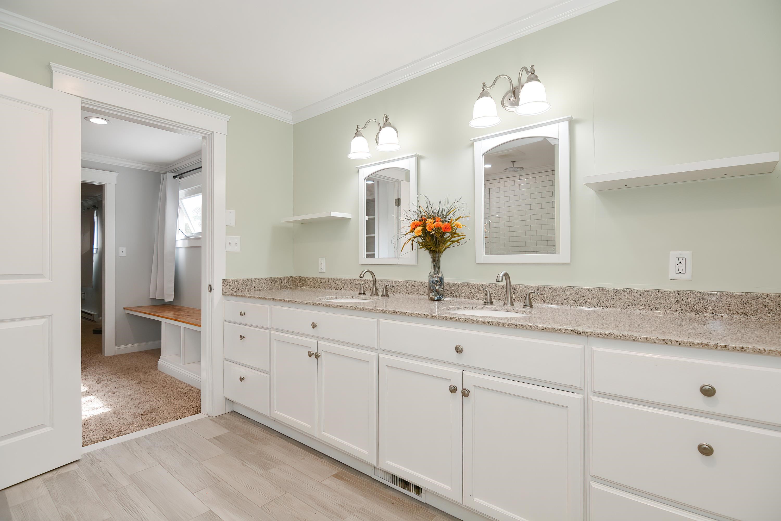 21 Fifield Street Nashua, NH 03060 - Photo 8 of 34 Gallery Image 8