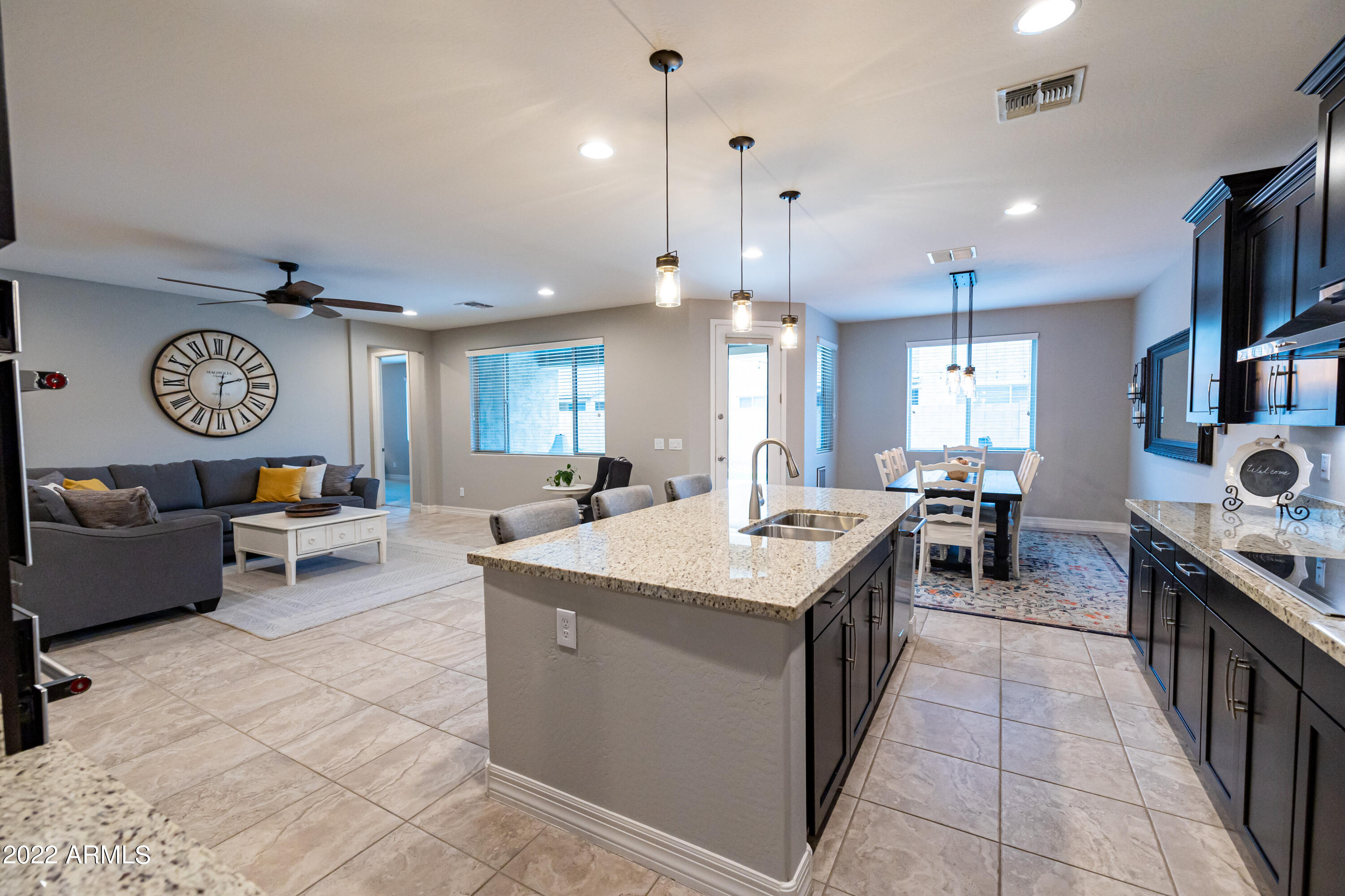 20156 Rosa Road Queen Creek, AZ 85142 - Photo 8 of 34 20156 E Rosa-19