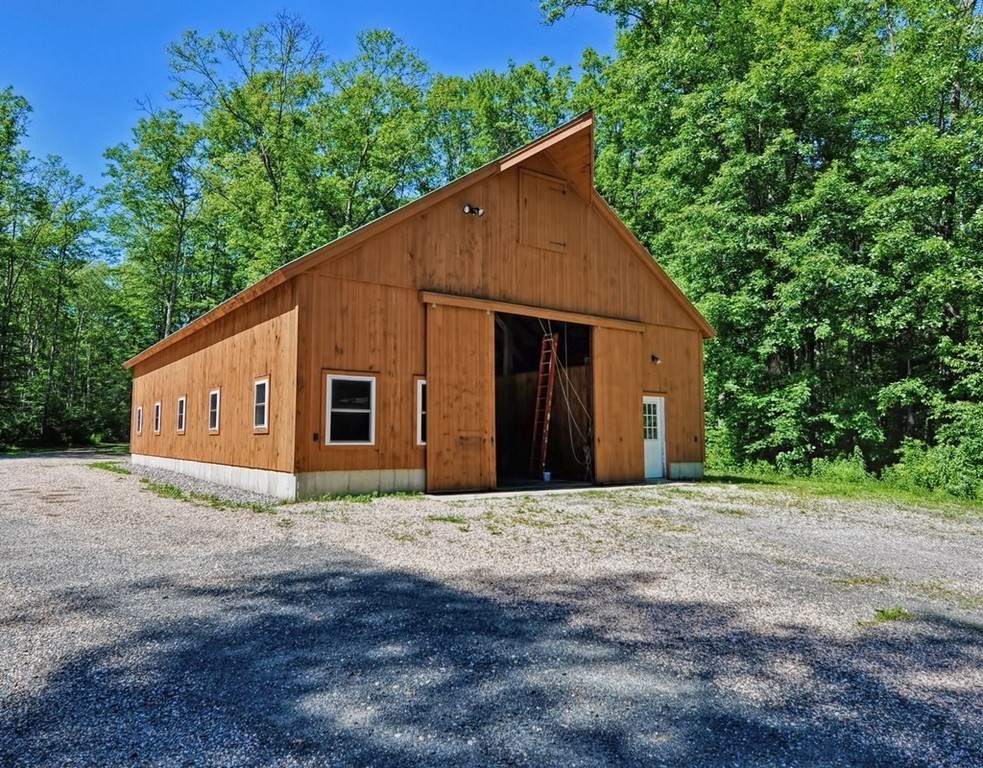 2692 Greenwich Road Hardwick, MA 01082 - Photo 21 of 31