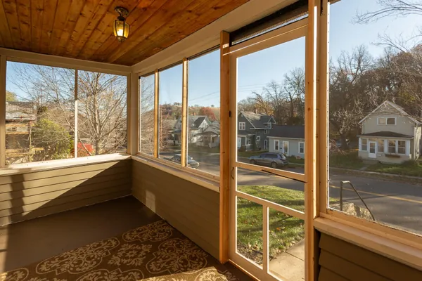 $295,000 | 802 West Avenue, Red Wing, MN 55066