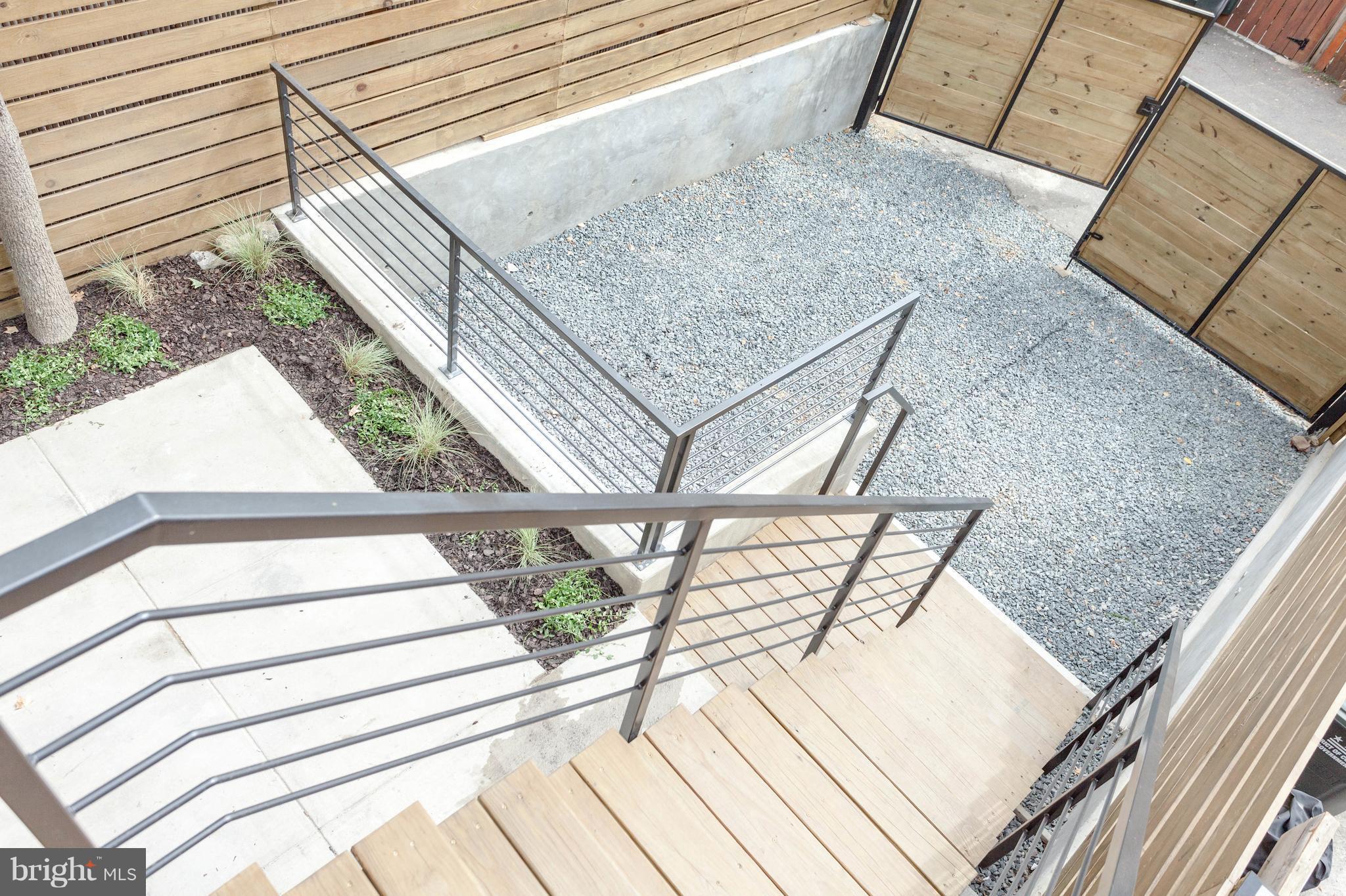 15 R Street Northeast, Unit A Washington, DC 20002 - Photo 23 of 25 a view of entryway