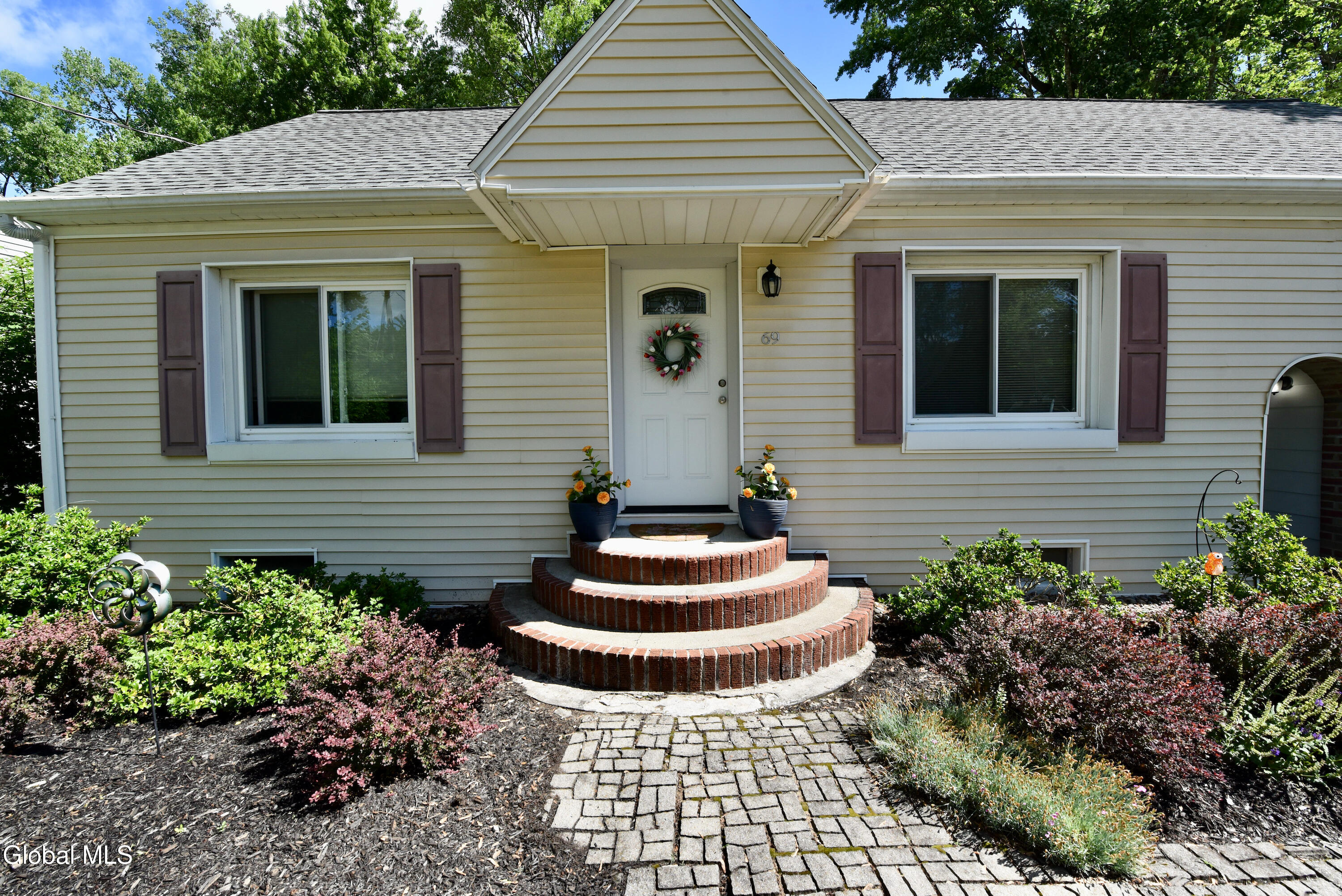 69 Gipp Road Albany, NY 12203 - Photo 40 of 54 6