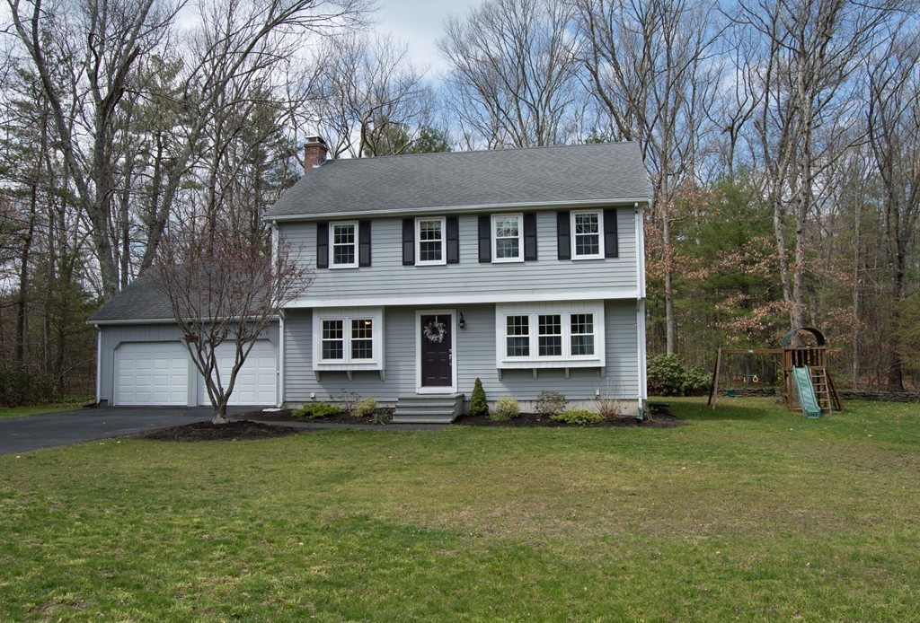 11 Tucker Road Norfolk, MA 02056 - Photo 3 of 22 Gallery Image 3