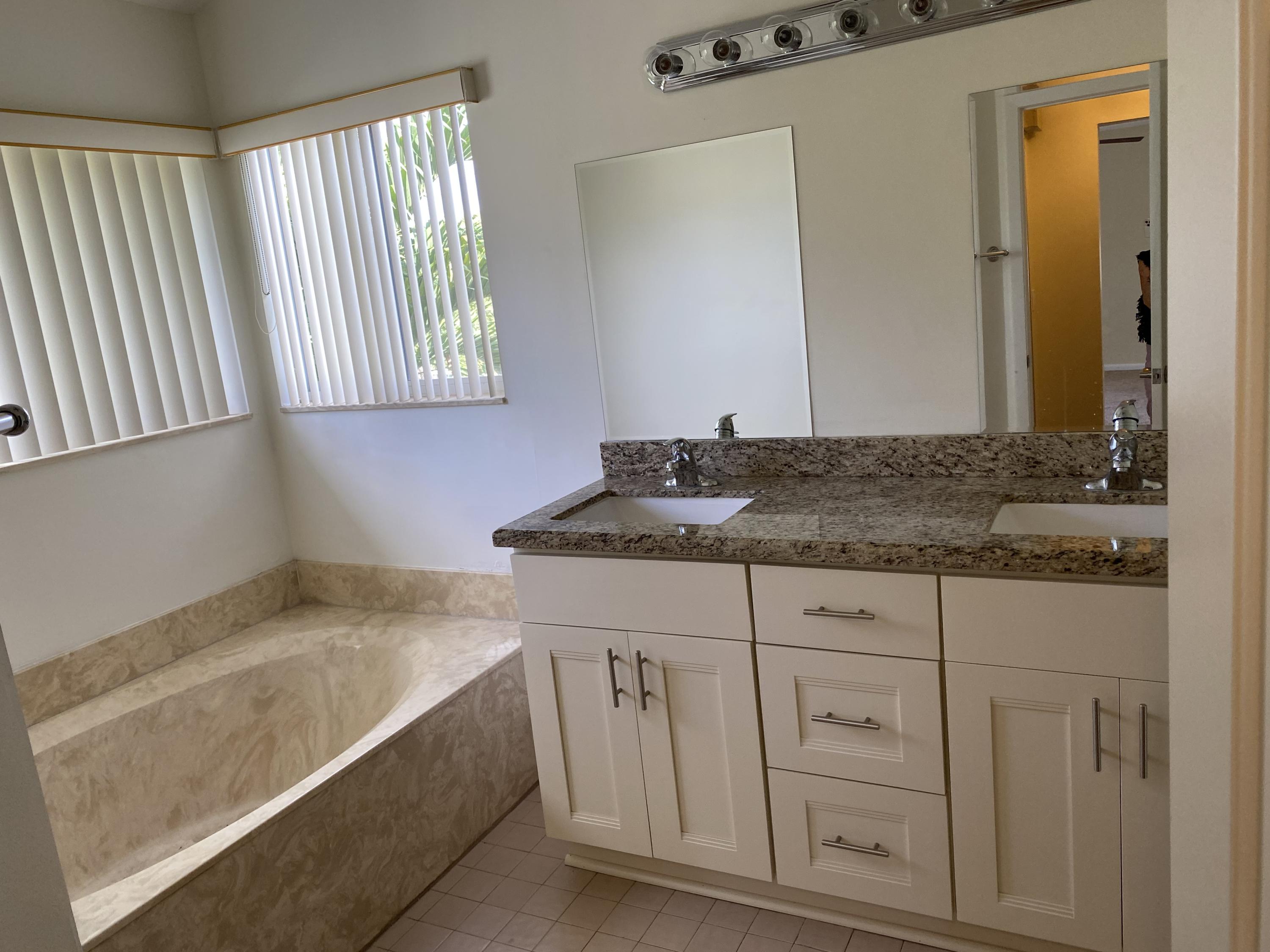 21443 Fairfield Lane Boca Raton, FL 33486 - Photo 15 of 25 IMG_1314