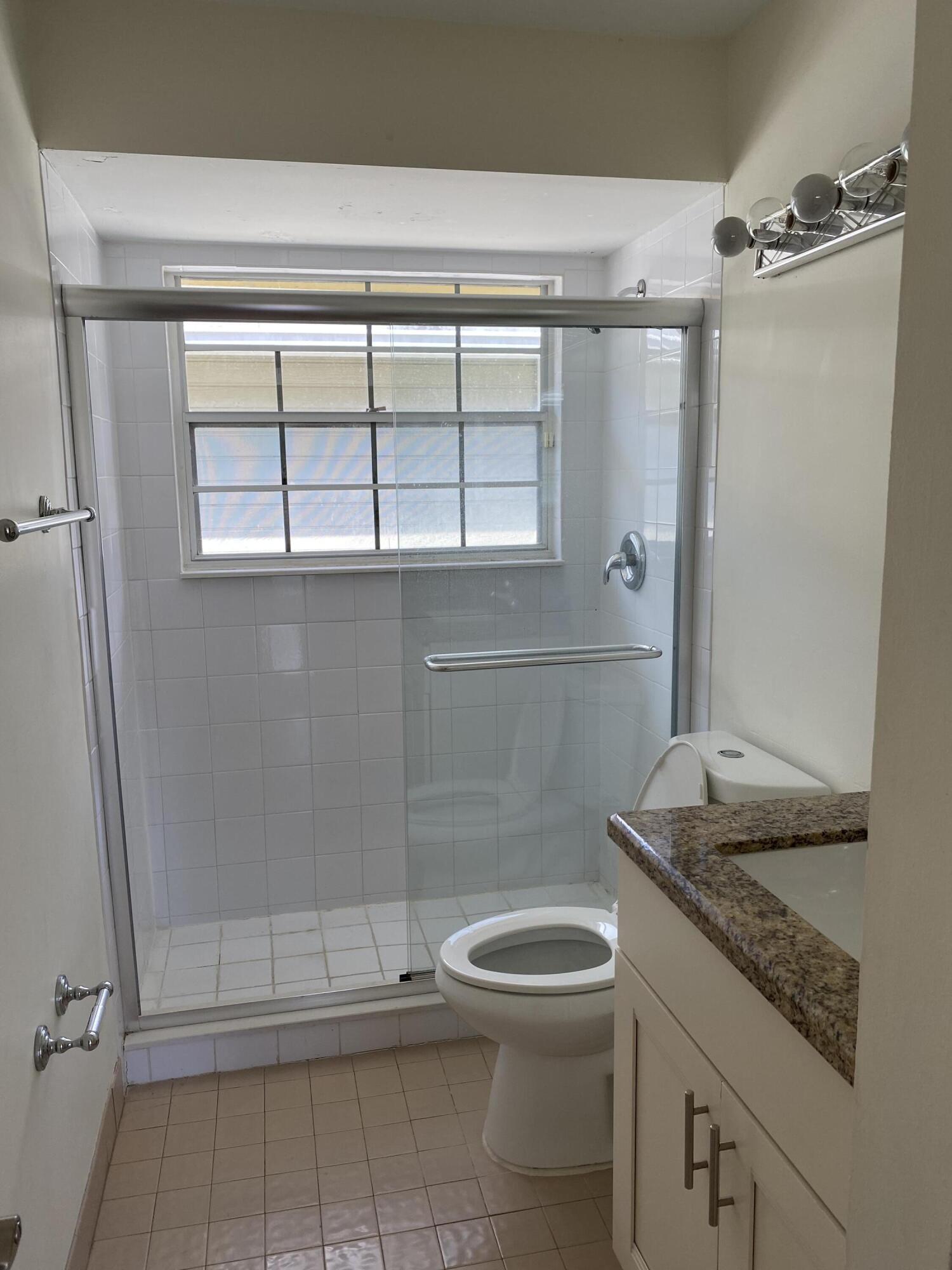 21443 Fairfield Lane Boca Raton, FL 33486 - Photo 16 of 25 IMG_1317 (1)