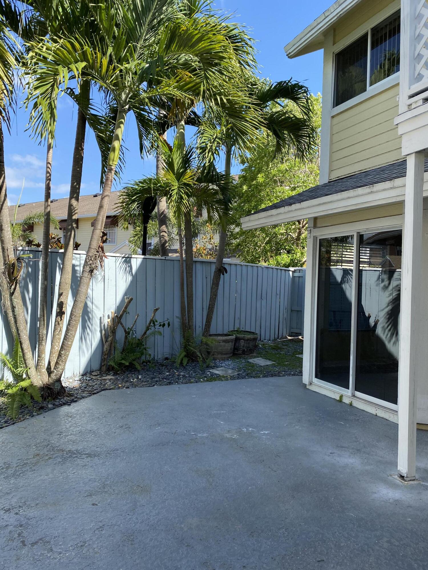 21443 Fairfield Lane Boca Raton, FL 33486 - Photo 20 of 25 IMG_1327