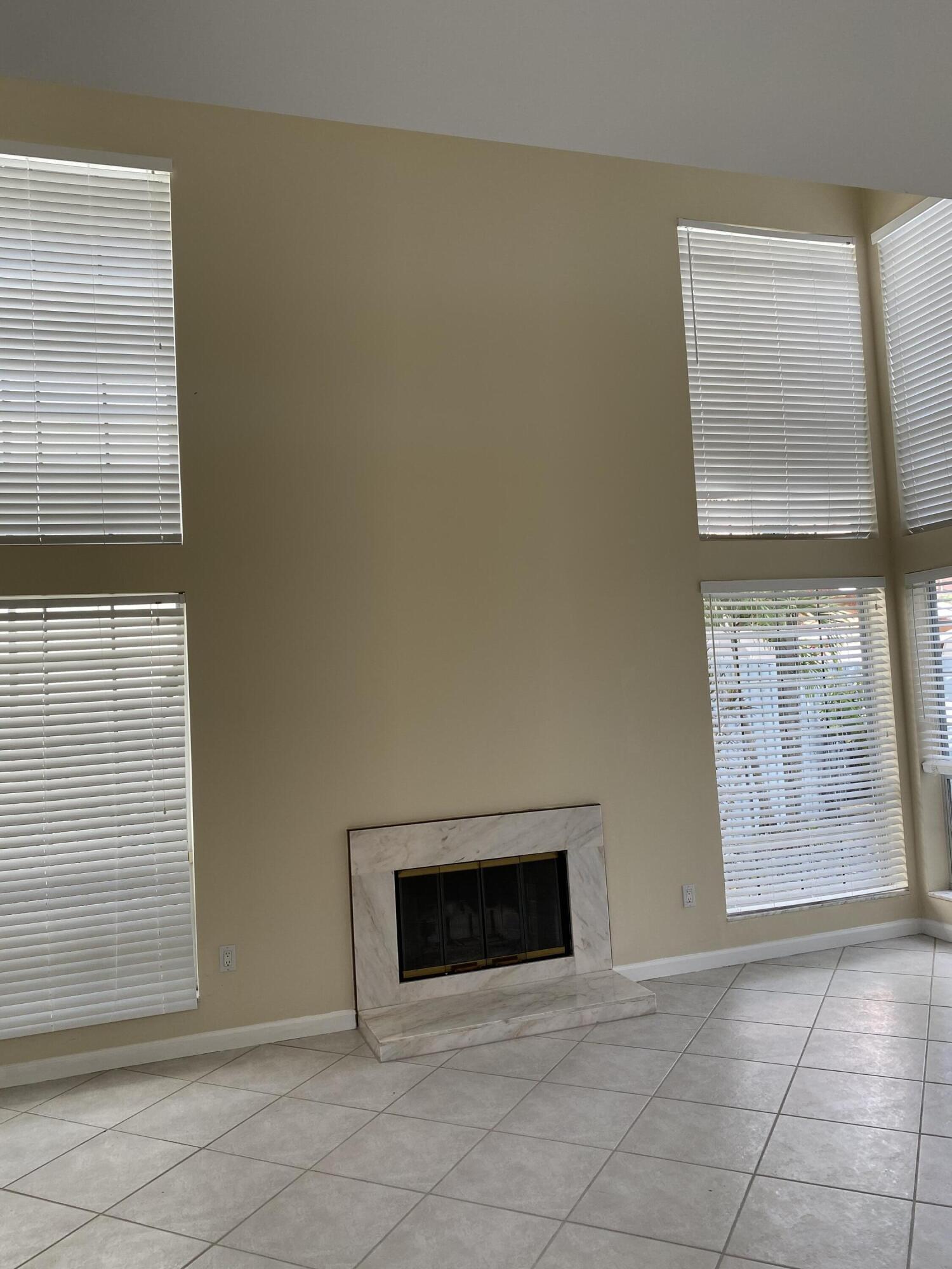 21443 Fairfield Lane Boca Raton, FL 33486 - Photo 2 of 25 IMG_1296 (1)