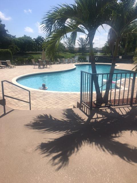 21443 Fairfield Lane Boca Raton, FL 33486 - Photo 24 of 25 comunity pool