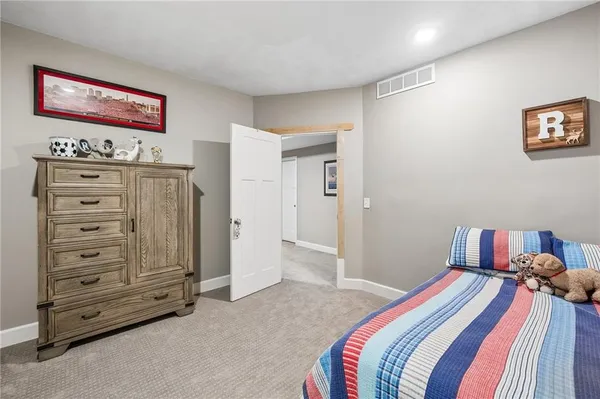 $535,000 | 301 Northwest 179th Street, Smithville, MO 64089
