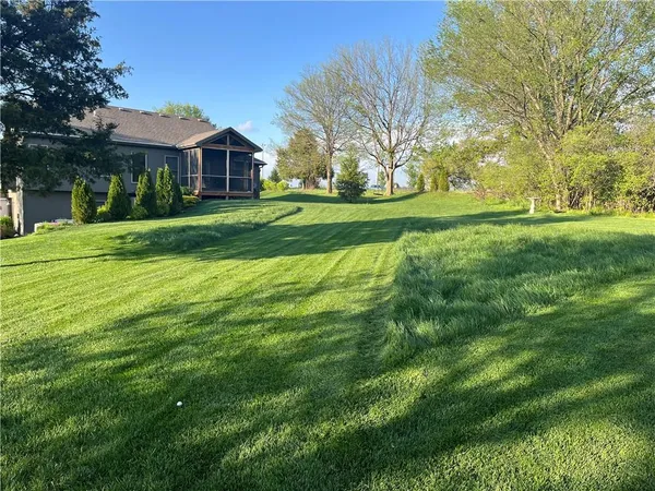 $535,000 | 301 Northwest 179th Street, Smithville, MO 64089