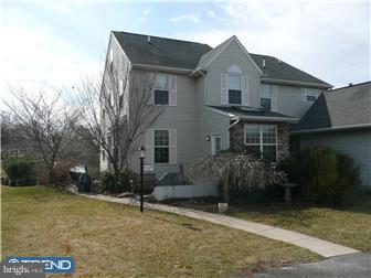 32 Country Road Perkasie, PA 18944 - Photo 1 of 12 Exterior Front