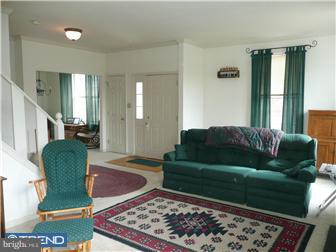 32 Country Road Perkasie, PA 18944 - Photo 3 of 12 Great Room
