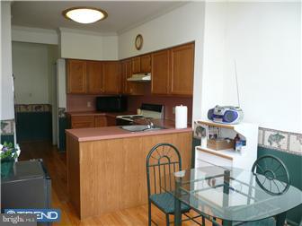 32 Country Road Perkasie, PA 18944 - Photo 7 of 12 Kitchen