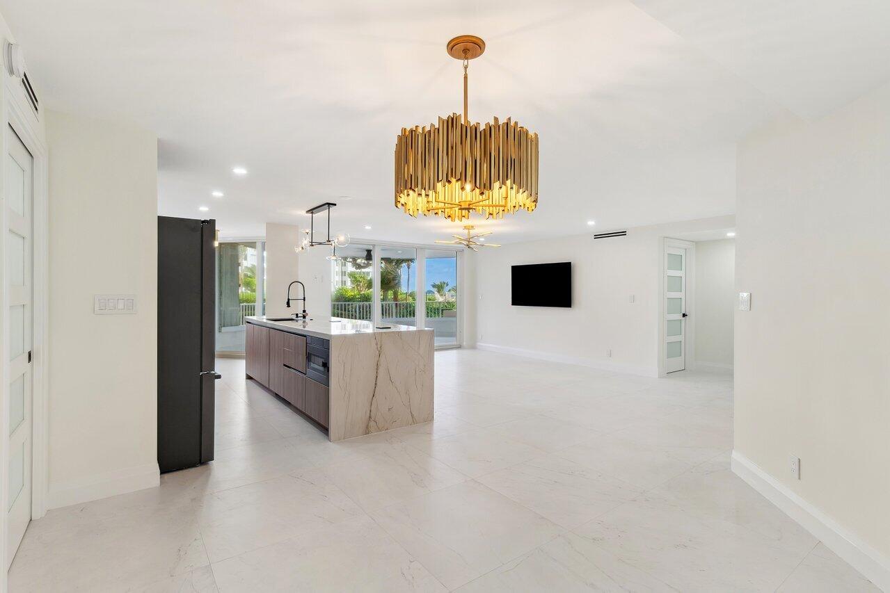 550 South Ocean Boulevard, Unit 203 Boca Raton, FL 33432 - Photo 17 of 56 011-550SouthOceanBoulevard-BocaRaton-FL-