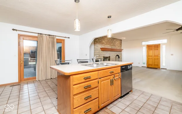 $419,900 | 7713 North County Road 100 West, Seymour, IN 47274