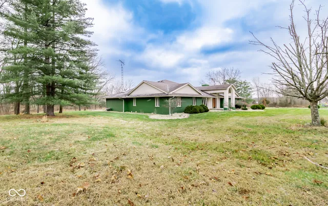 $419,900 | 7713 North County Road 100 West, Seymour, IN 47274