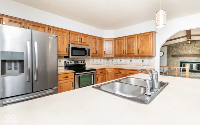 $419,900 | 7713 North County Road 100 West, Seymour, IN 47274