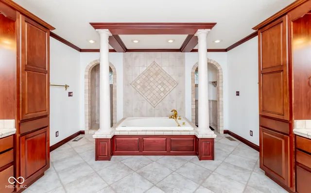 $419,900 | 7713 North County Road 100 West, Seymour, IN 47274